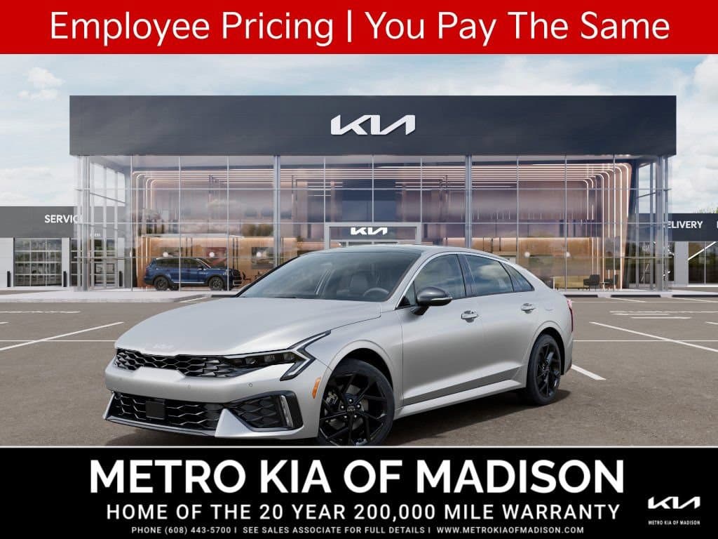 2026 Kia K5 - Photo 1