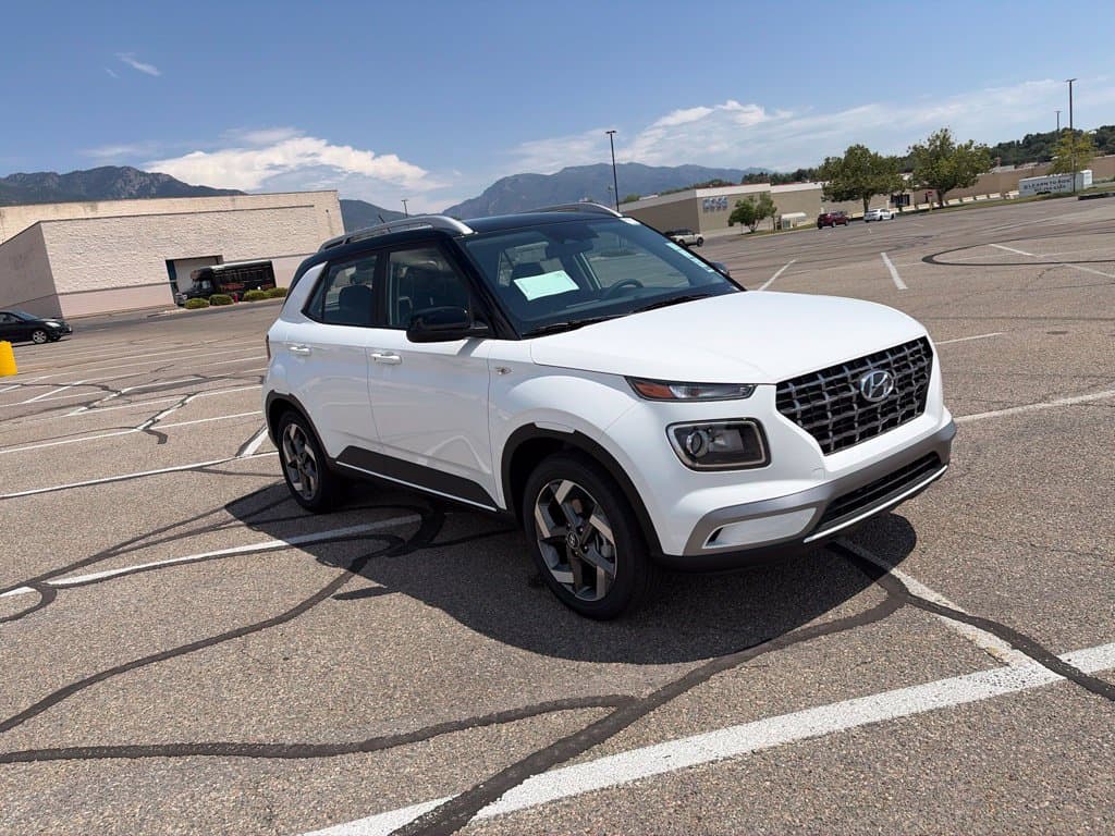 2026 Hyundai Venue - Photo 1
