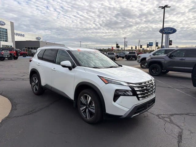 2025 Nissan Rogue - Photo 1