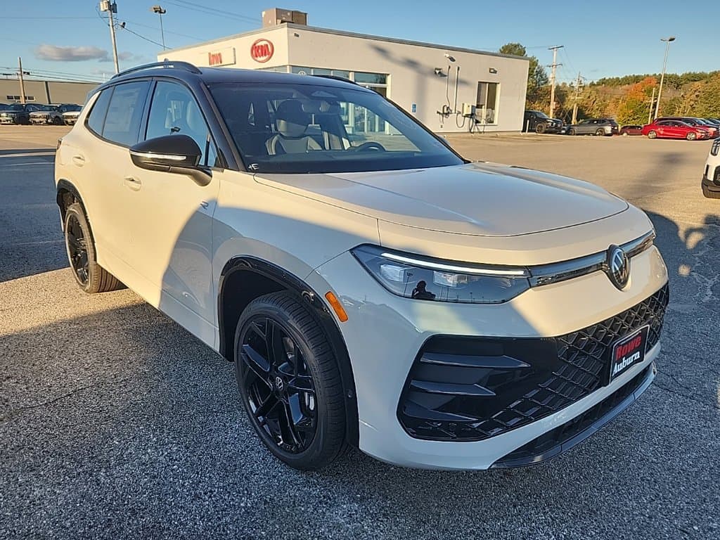 2026 Volkswagen Tiguan - Photo 1