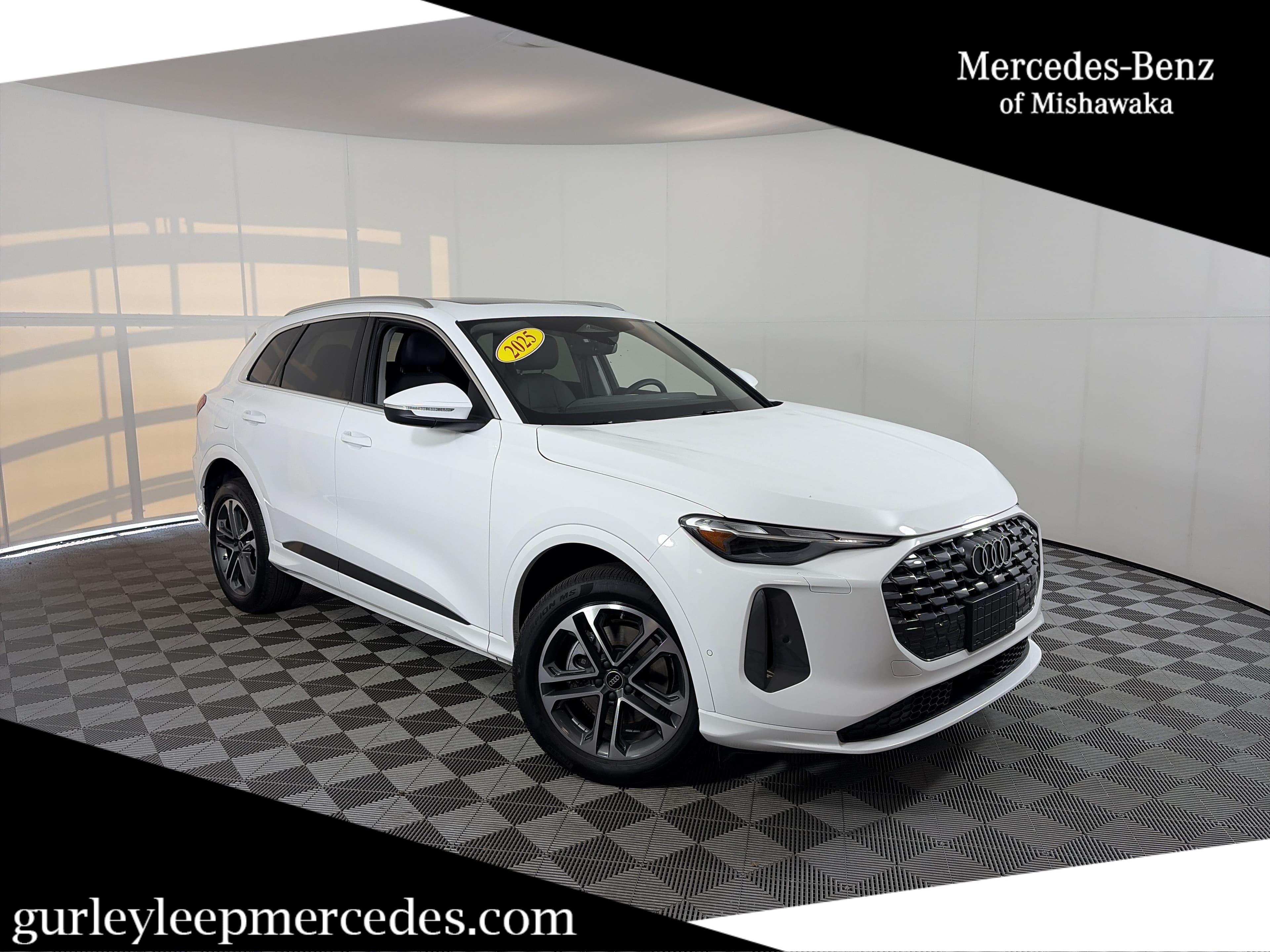 2025 Audi Q5 - Photo 1