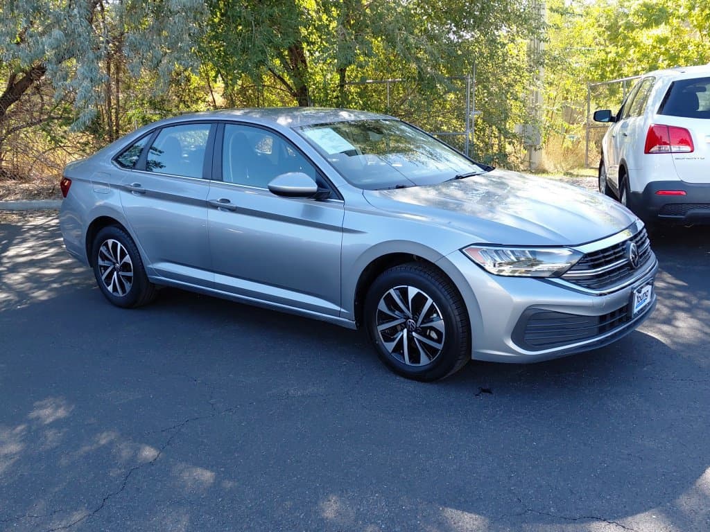 2024 Volkswagen Jetta - Photo 1