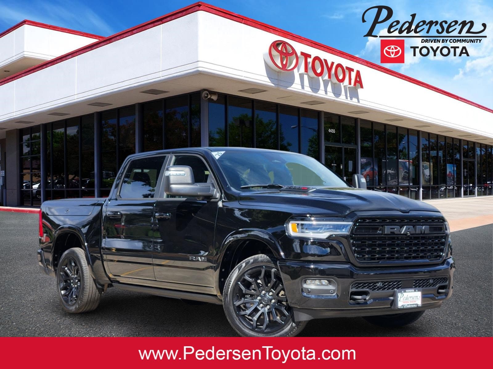 2025 Ram 1500 - Photo 1