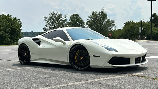 2017 Ferrari 488 GTB - Photo 1