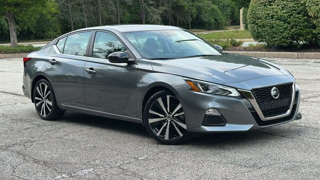 2021 Nissan Altima - Photo 1