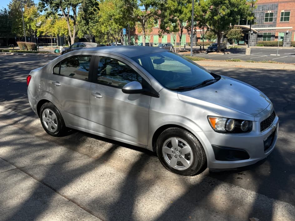 2015 Chevrolet Sonic - Photo 1