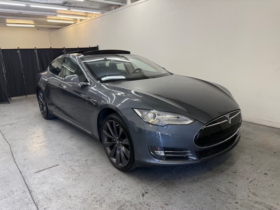 2013 Tesla Model - Photo 1