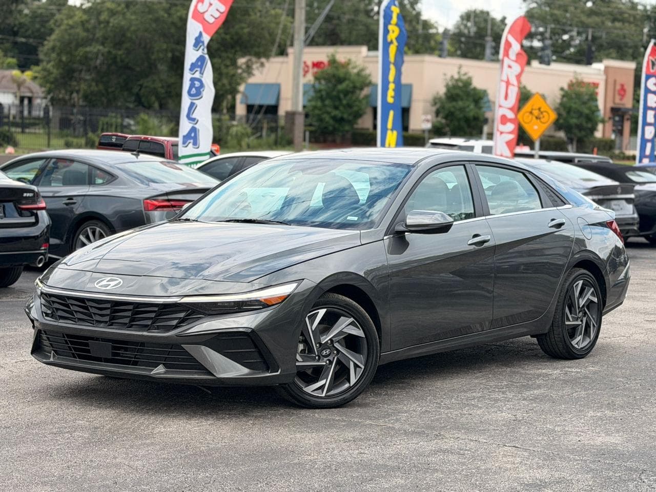 2025 Hyundai Elantra