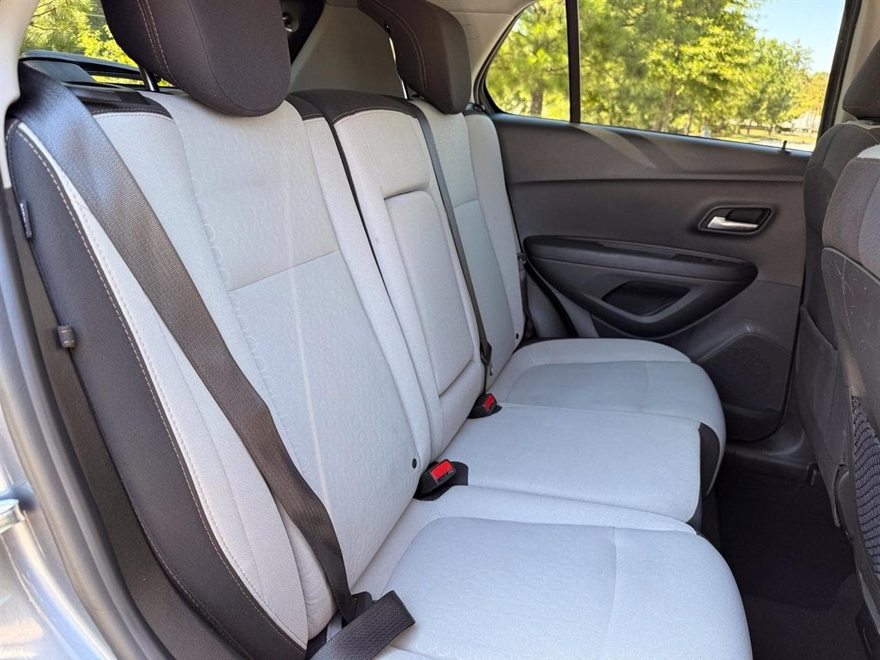 Thumbnail 38