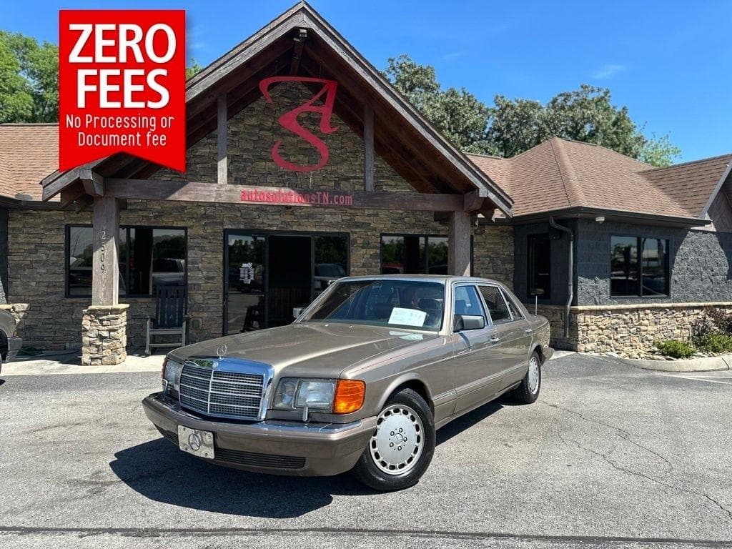 1987 Mercedes-Benz 400-Class