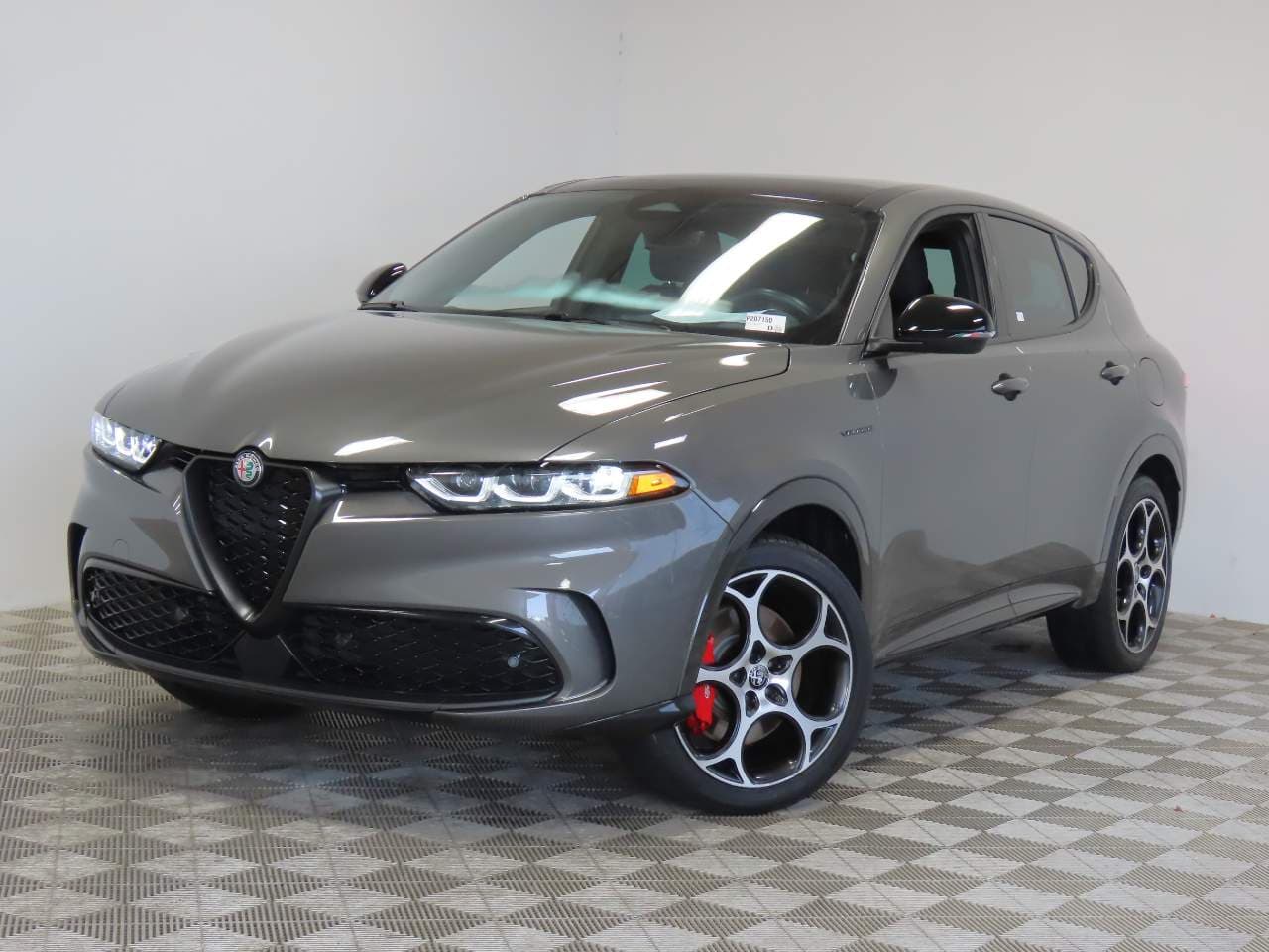2024 Alfa Romeo Tonale Hybrid - Photo 1
