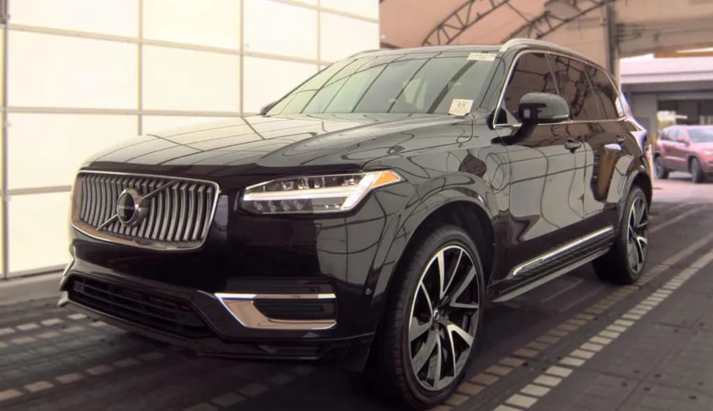 2021 Volvo XC90 Recharge Plug-In Hybrid