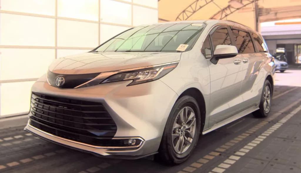 2023 Toyota Sienna