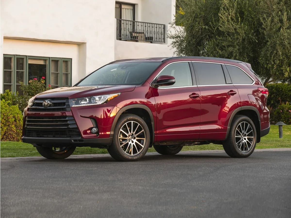 2019 Toyota Highlander - Photo 1