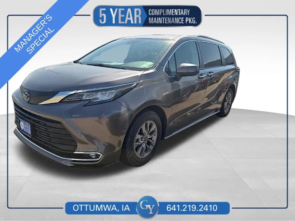 2022 Toyota Sienna - Photo 1