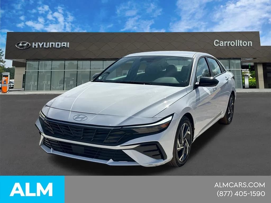 2025 Hyundai Elantra - Photo 1