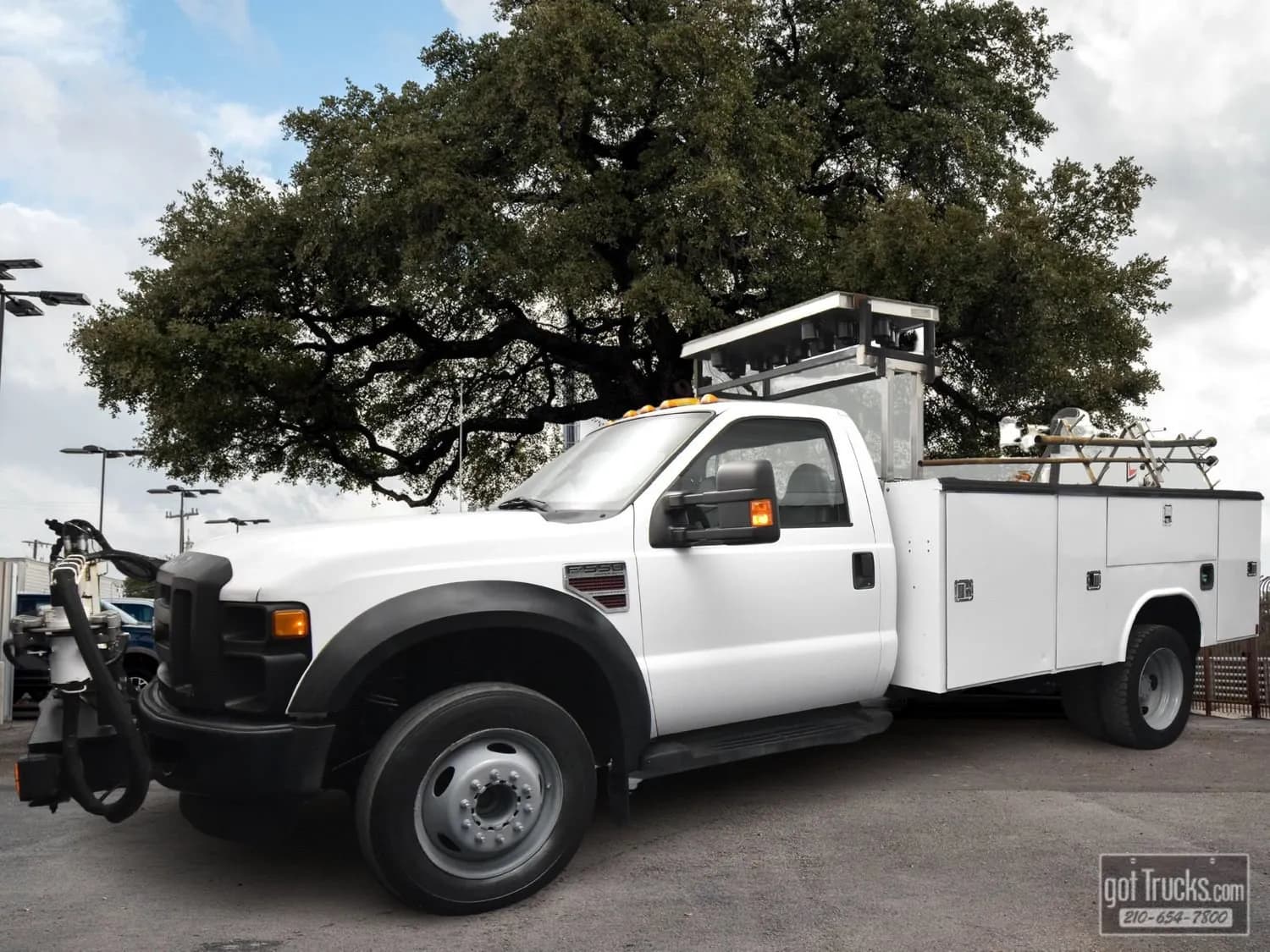 2009 Ford Super Duty F-550 DRW