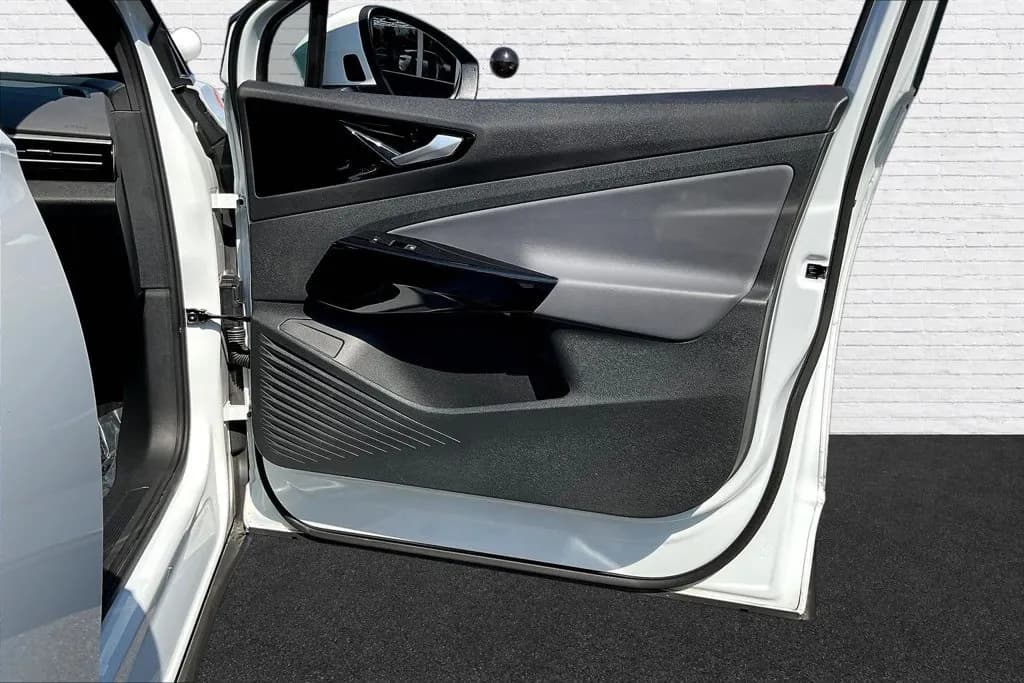 Thumbnail 24