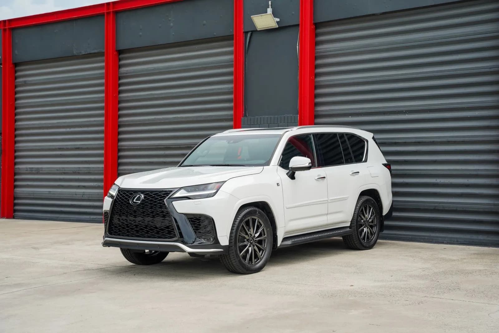 2023 Lexus LX - Photo 1
