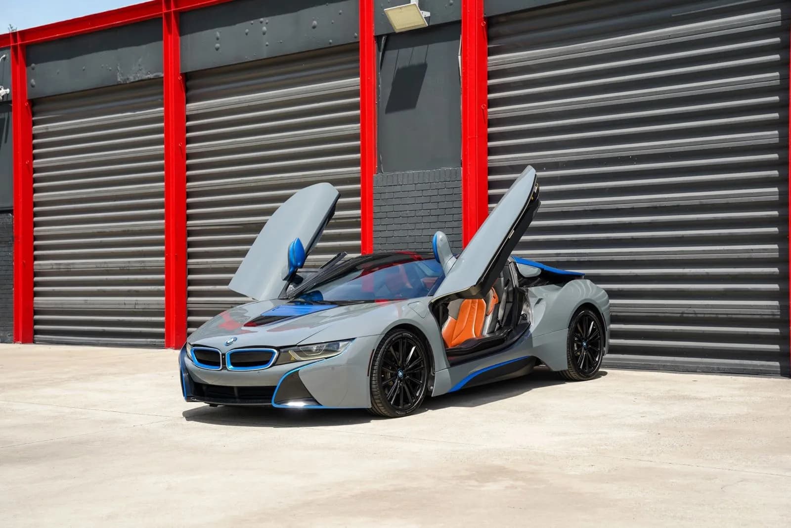 2019 BMW I8 - Photo 1