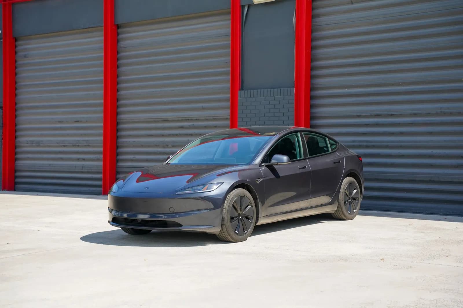 2026 Tesla Model 3 - Photo 1