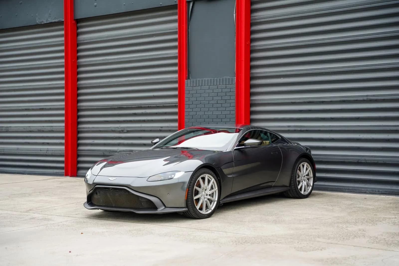 2020 Aston Martin Vantage