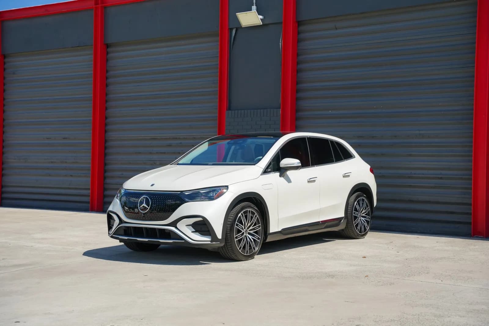 2023 Mercedes-Benz EQE - Photo 1