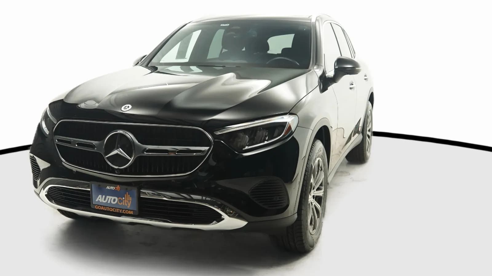 2025 Mercedes-Benz GLC