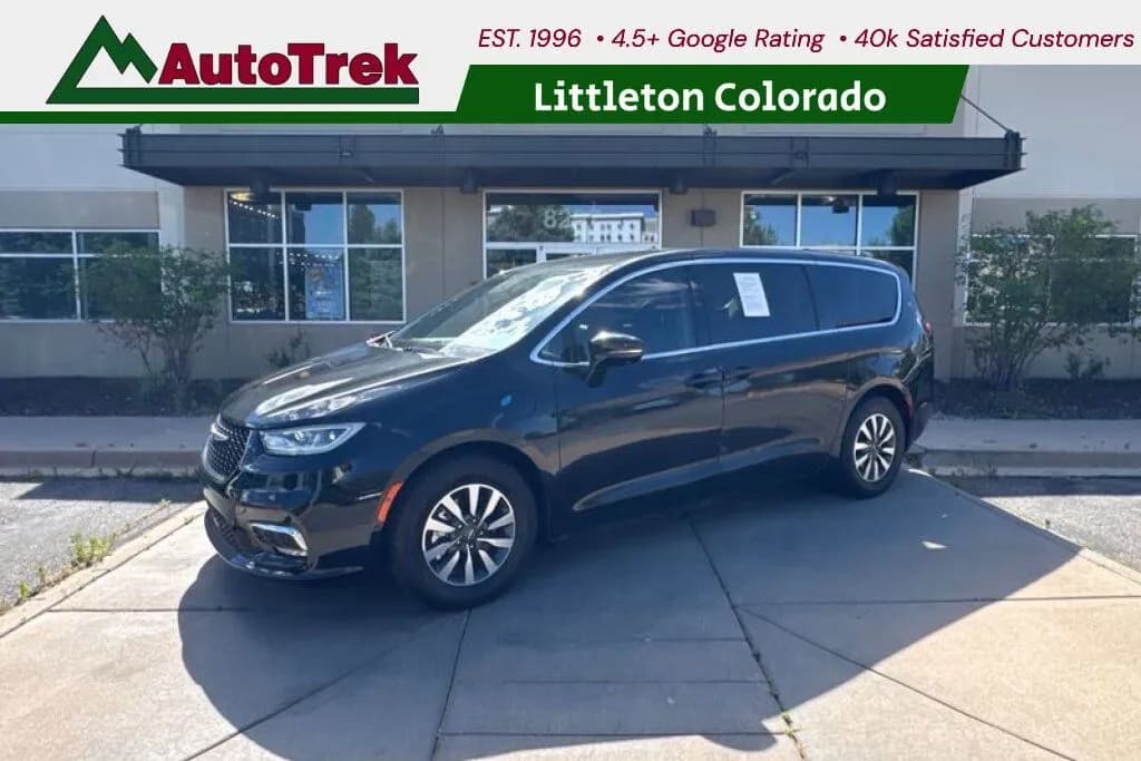 2022 Chrysler Pacifica Hybrid