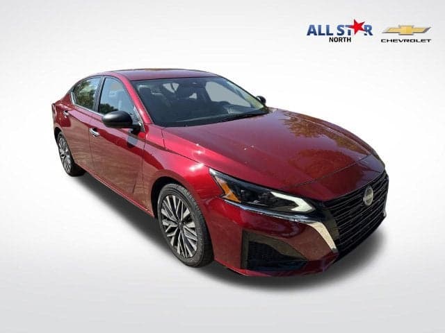 2025 Nissan Altima - Photo 1