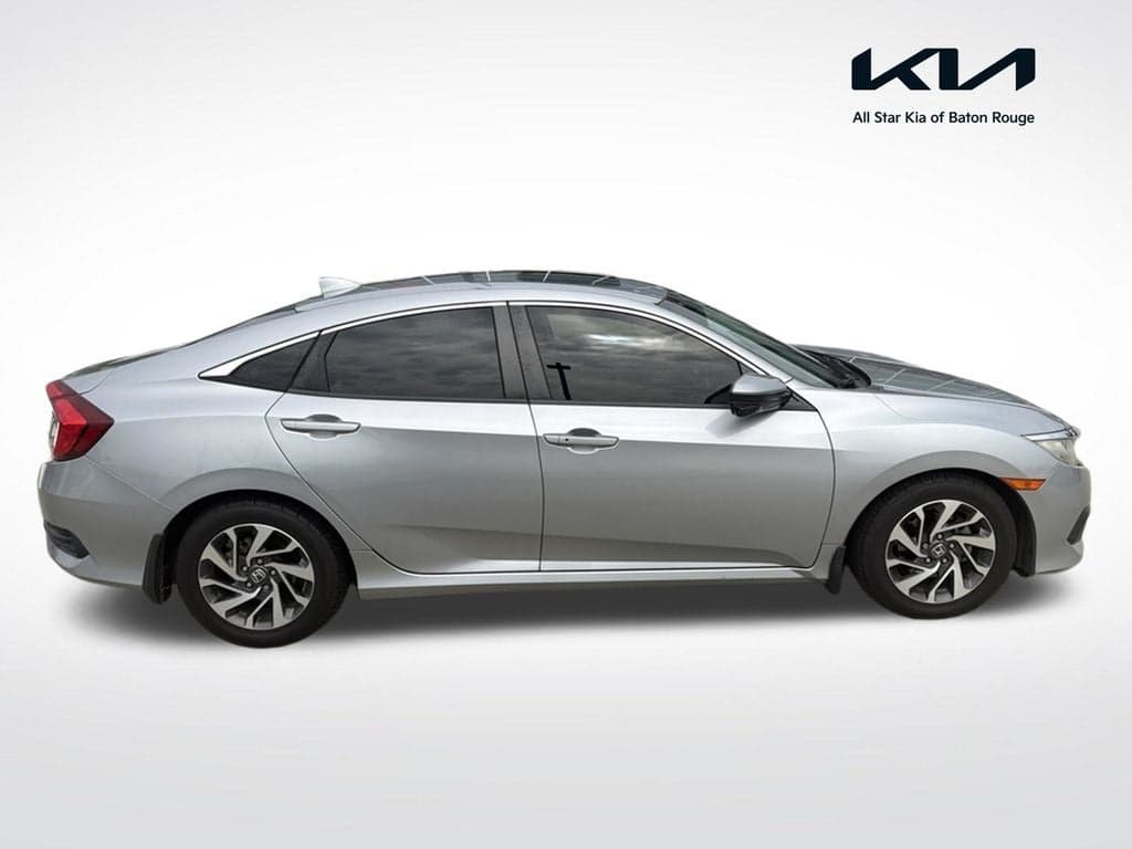 2018 Honda Civic - Photo 1