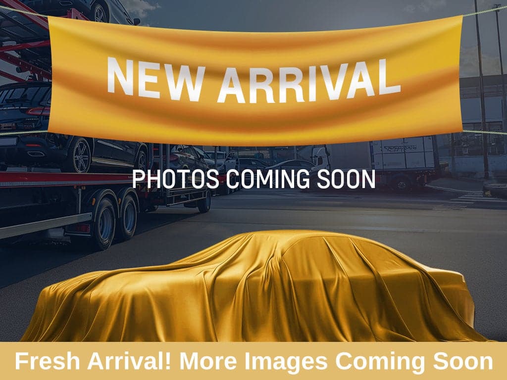 2021 Chevrolet Camaro - Photo 1