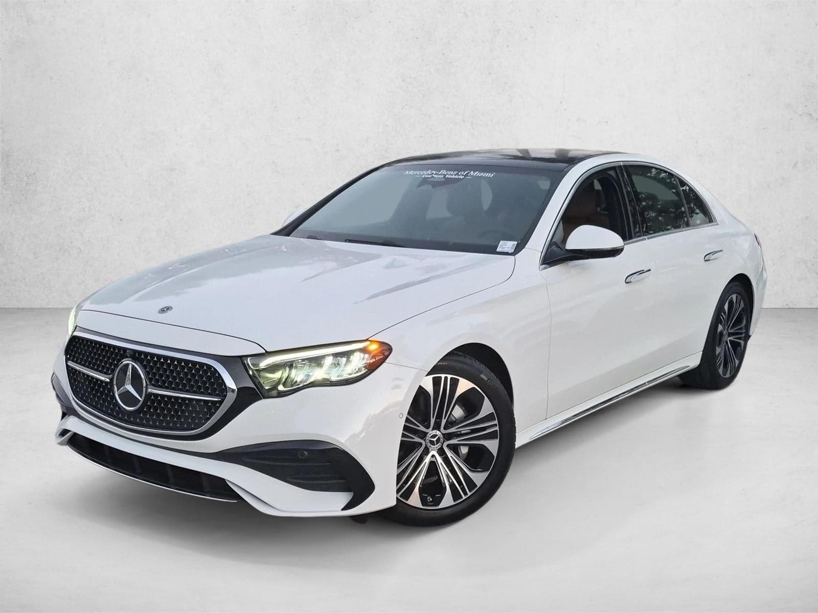 2026 Mercedes-Benz E-Class - Photo 1