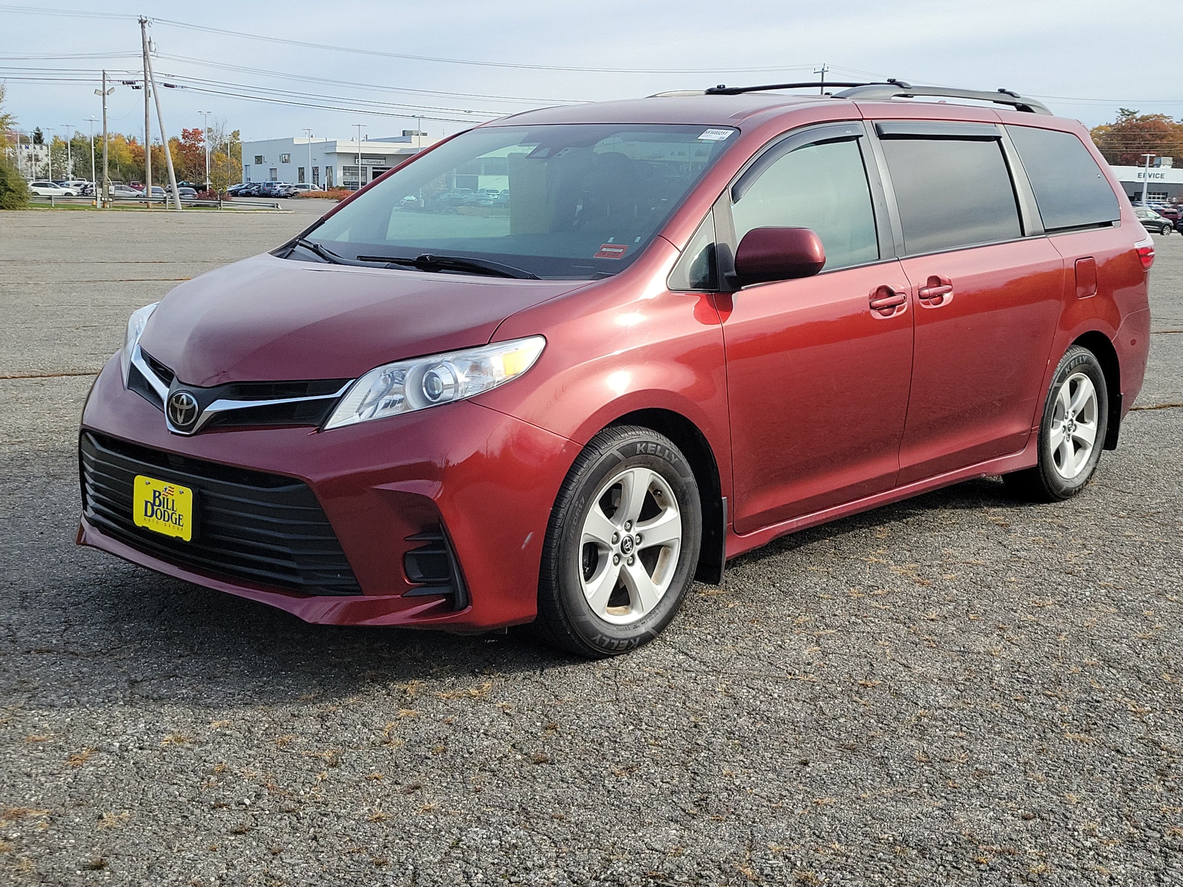 2019 Toyota Sienna - Photo 1