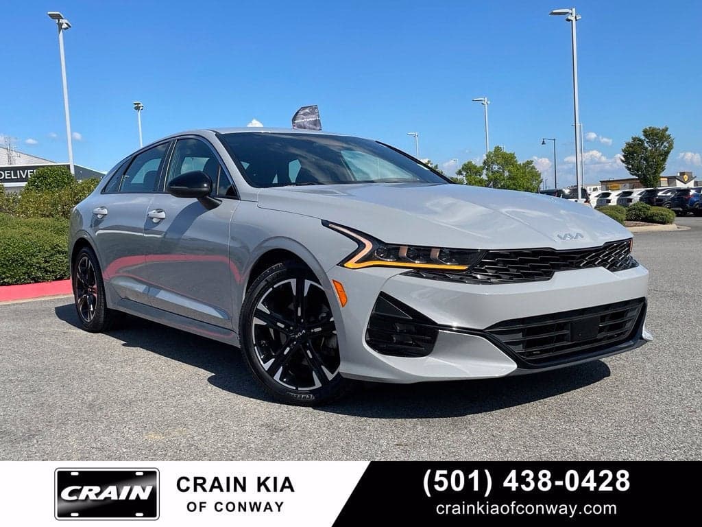 2023 Kia K5 - Photo 1