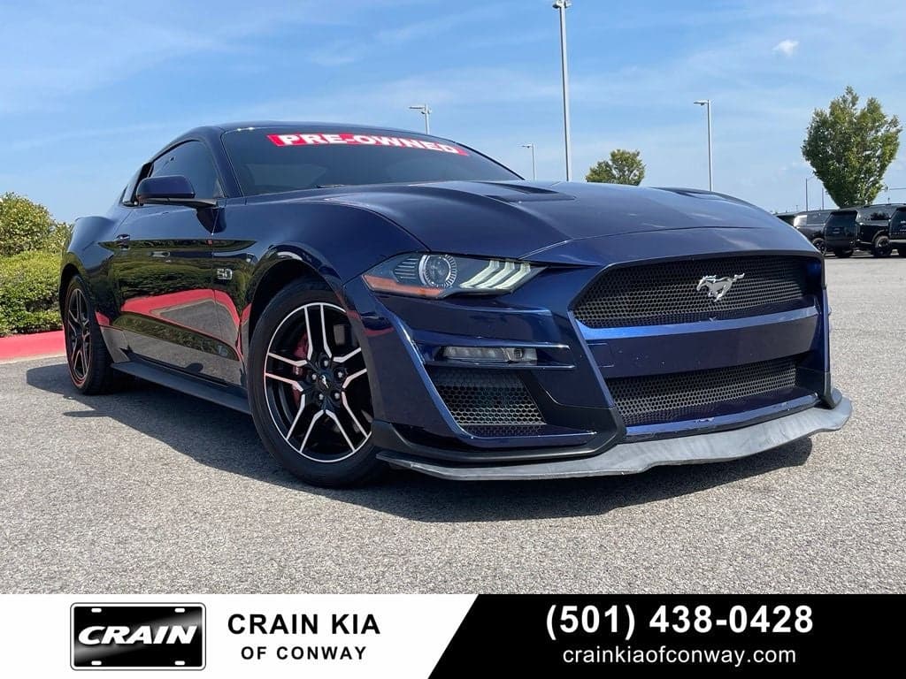 2019 Ford Mustang - Photo 1