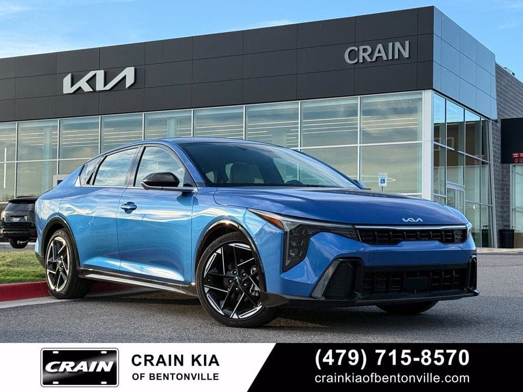 2025 Kia K4 - Photo 1