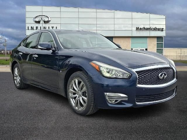 2015 Infiniti Q70 - Photo 1