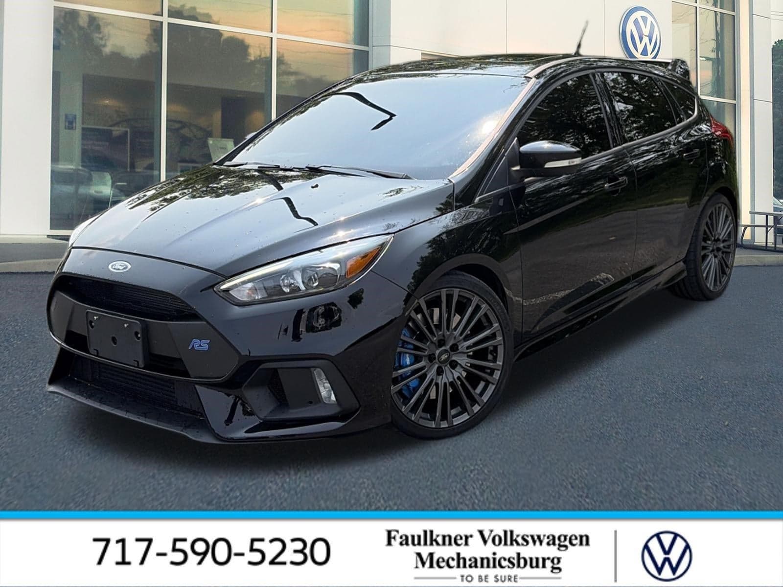 2017 Ford Focus - Photo 1