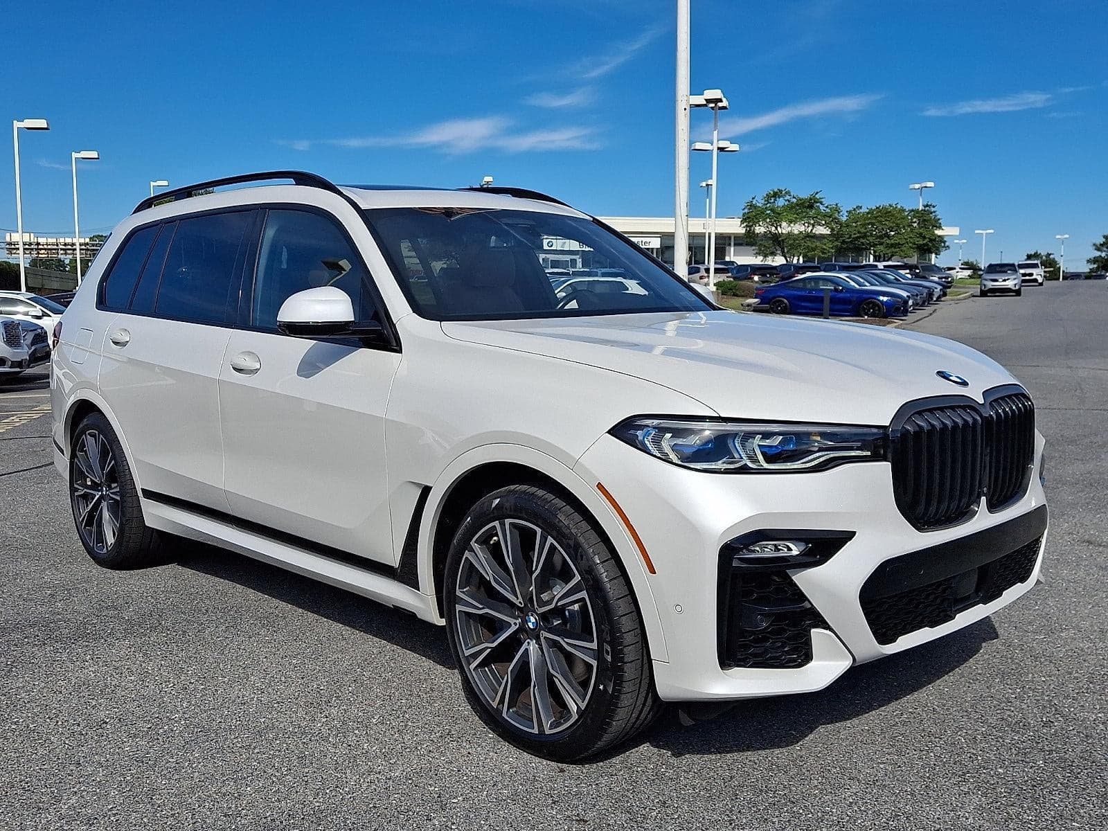 2022 BMW X7 M50i - Photo 1