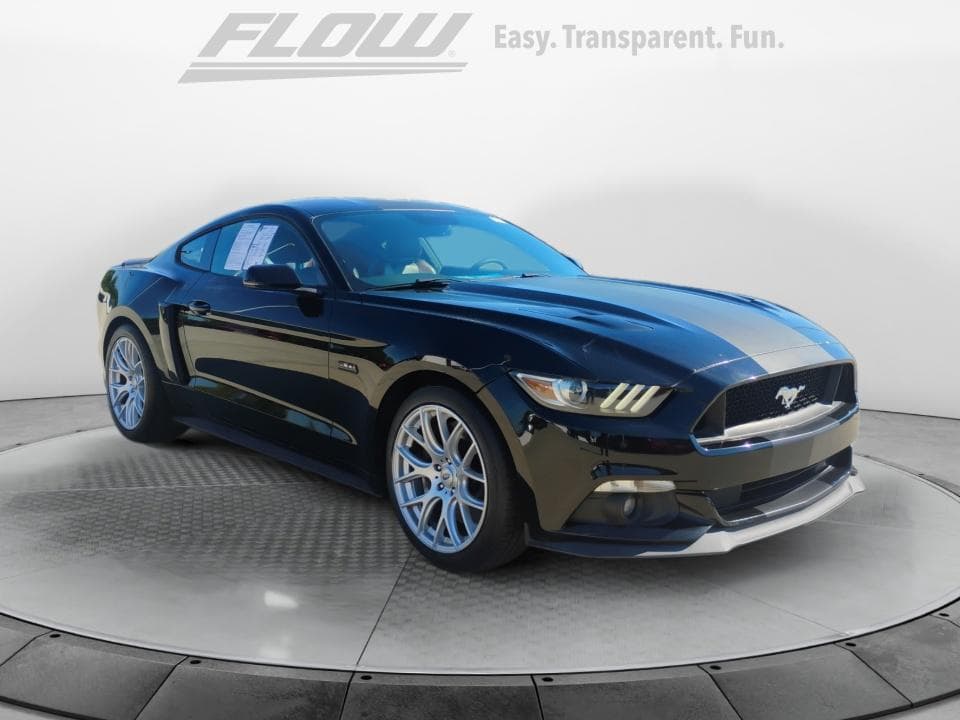 2015 Ford Mustang - Photo 1