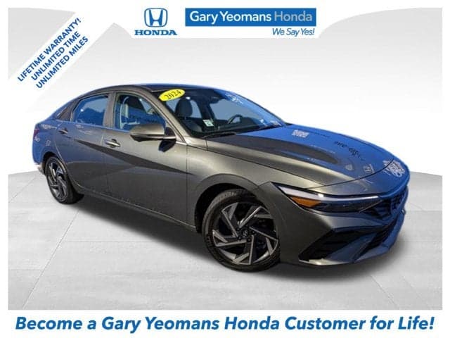 2024 Hyundai Elantra - Photo 1