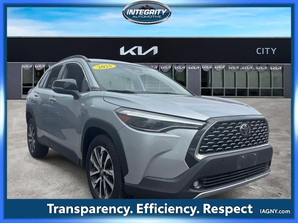 2025 Toyota Corolla Cross - Photo 1