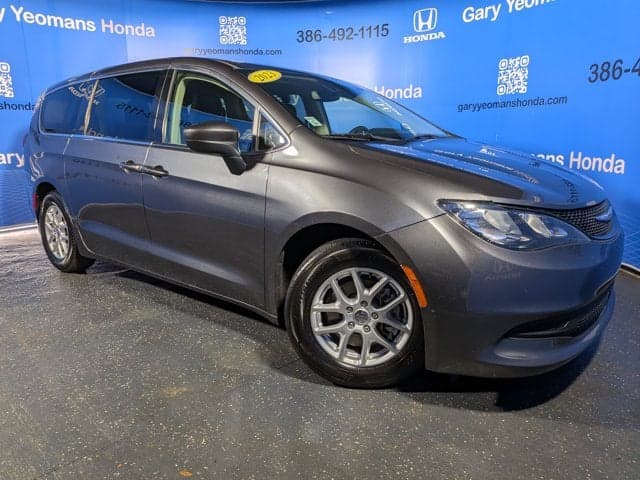 2023 Chrysler Voyager