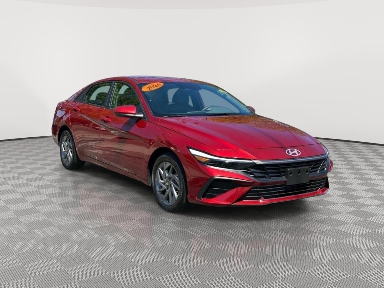 2024 Hyundai Elantra - Photo 1