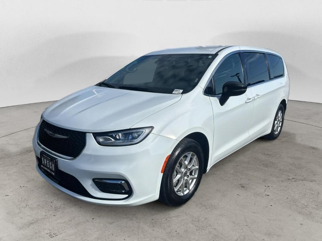 2025 Chrysler Pacifica - Photo 1