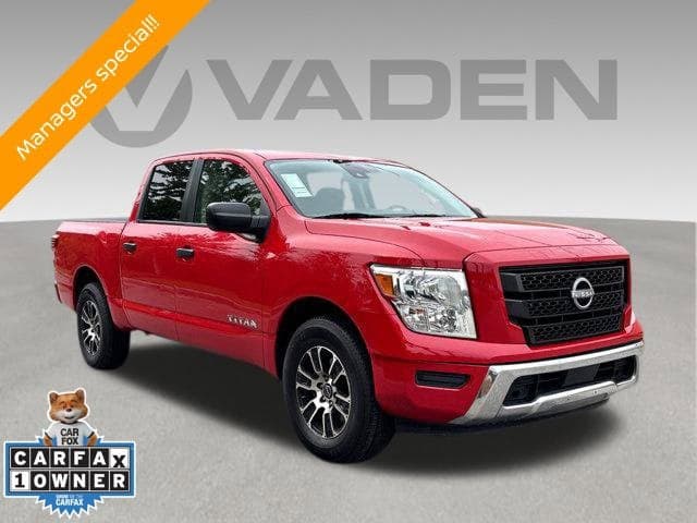 2023 Nissan Titan - Photo 1
