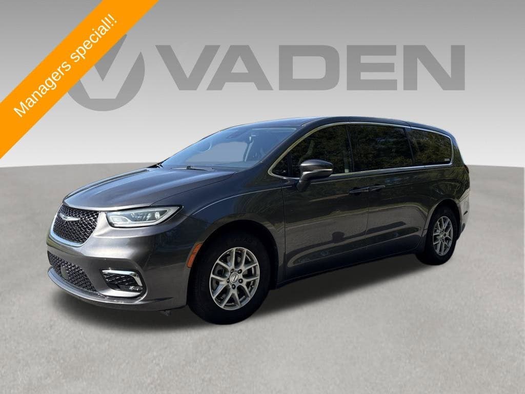 2023 Chrysler Pacifica - Photo 1