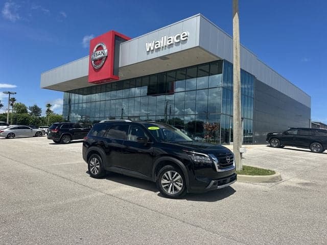 2025 Nissan Pathfinder - Photo 1